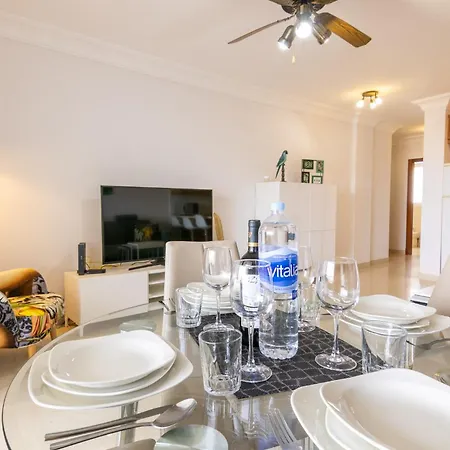 Апартаменты San Remo Sunset Retreat Эль-Пальмар